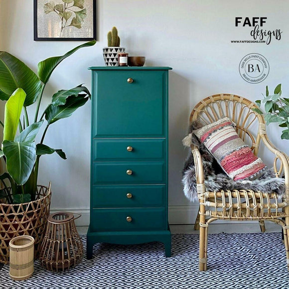 A small 5-drawer lingerie chest dresser refurbished by Faff Designs features Dixie Belle's Midnight Green Silk All-In-One Mineral Paint.