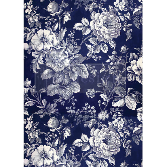 Floral pattern with white flowers on a dark blue background