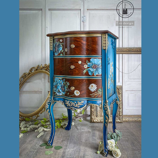 Redesign with Prima and Finnabair Moulds – Vintage blue furniture